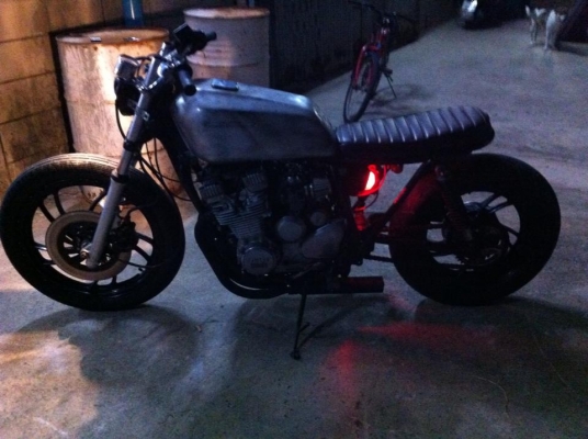 (ปรับราคา  อยากขาย)            ขาย  xj 400  40.000ตอรองได้   ร้อนเงิน   แรง  081 910 5402