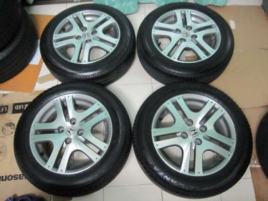 ขายล้อแม็ก Honda Jazz ขอบ 15 พร้อมยาง Bridgestone ปี 12
