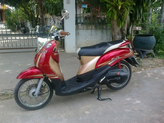 Fino 115 cc เกย์แยก ปี 55 รถอยู่ำลำปางครับ Fino 115 cc เกย์แยก ปี 55 รถอยู่ำลำปางครับ