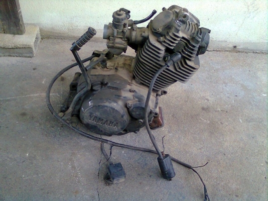 ขายเครื่อง+คาบูรวมชุดไฟyamaha serow 223cc ราคา6000บาท