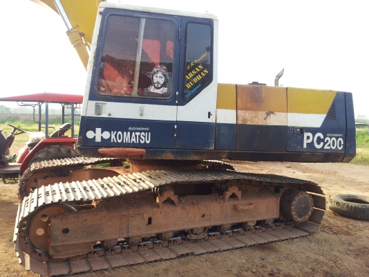 Pc  200-5   คอลโทรลสั้น  ซีเรียว   59000  ไฟฟ้าครบ  ไม่เชื่อมาลองดูคับ