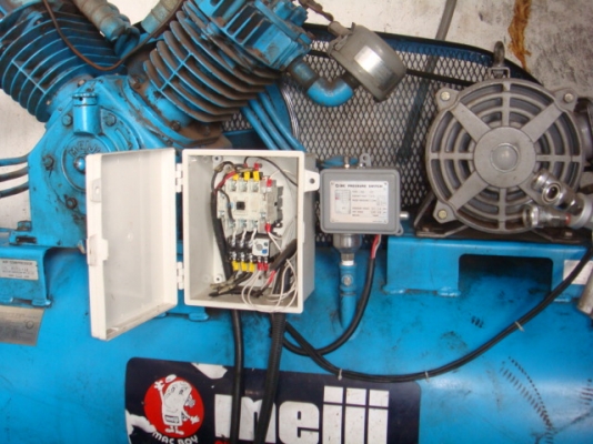 ขายปั้มลม4สูบ ขนาด254ลิตรมอร์เตอร์ 7.5แรงเดิมไม่เคยซ่อม ขายปั้มลม4สูบ ขนาด254ลิตรมอร์เตอร์ 7.5แรงเดิมไม่เคยซ่อม