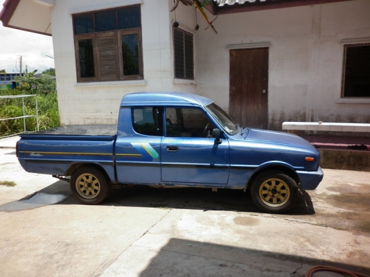 ต้องการขาย MAZDA FAMILIA 95ติดแก๊ส LPG