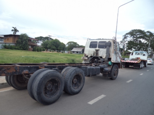 ขายรถอีซุซูร็อก10ล้อ หัวคัซซี เบรกทิฟฟี พวงมาลัยเพาเวอร์