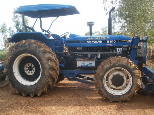 ขายด่วนรถไถ FORD AT6610 สองเพลา(ปรับราคา)
