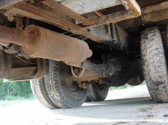 ขายสิบล้อหน้ายาวบรรทุกรถเกี่ยวข้าวเพลาเดียว เครื่อง 6BF1