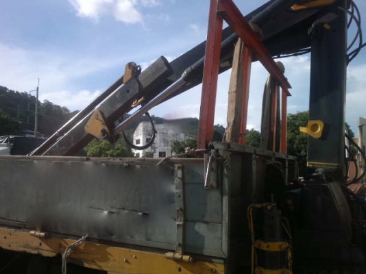 รถอิซูซุ 6 ล้อ กะบะ ไม้ 165 แรงม้า สนใจติดต่อ 081 - 6079515 รถอิซูซุ 6 ล้อ กะบะ ไม้ 165 แรงม้า สนใจติดต่อ 081 - 6079515