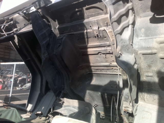 รถอิซูซุ 6 ล้อ กะบะ ไม้ 165 แรงม้า สนใจติดต่อ 081 - 6079515 รถอิซูซุ 6 ล้อ กะบะ ไม้ 165 แรงม้า สนใจติดต่อ 081 - 6079515