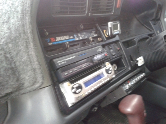 รถตู้หัวจรวด สวยเรียบร้อย สมบูรณ์ ประหยัด