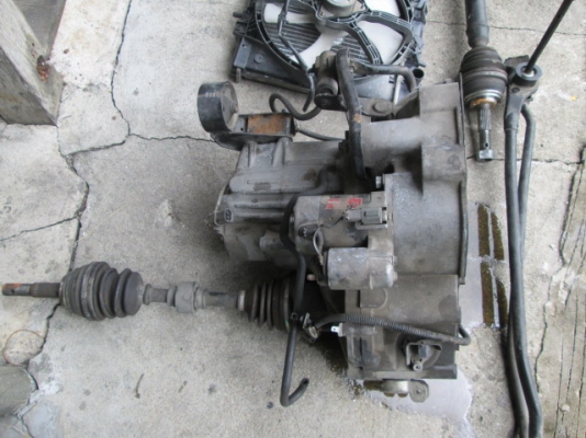 เกียร์NISSAN SUNNY 1600cc b14