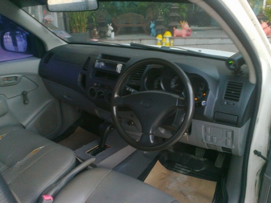 2005 TOYOTA, HILUX VIGO 2.5 J Standard 1 JZ-GE แก็ส LPGพวงมาลัยเพาเวอร พร้อมใช้ วิ่งดี ประหยัดทั่วไทย ราคาถูกสุดในรุ่น บรรทุกค้าขายสบาย