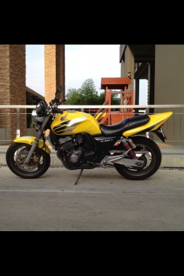 ขาย CB400 ปี93 สภาพเครื่องแน่นเดิม ทะเบียน พร้อมโอน