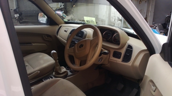 ฝากขายรถกระบะ ทาทา ปี 2010 เกียร์ธรรมดา หลังคาแครี่บอย พร้อมถังแก๊สโรงงาน 3 ถัง