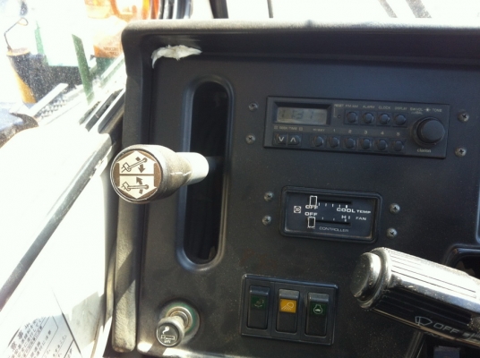 ขายเครนKATO KR25HV เครน 25ตันสี่ล้อ ปี93 จากญี่ปุ่น www.tc-brothers.com ขายเครนKATO KR25HV เครน 25ตันสี่ล้อ ปี93 จากญี่ปุ่น www.tc-brothers.com