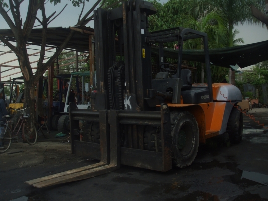 ขายรถยกโฟล์คลิฟท์ น้ำหนัก10ตัน CPCD100 เครื่องดีเซล 6BG เกียร์ทอร์ค รถปี2012