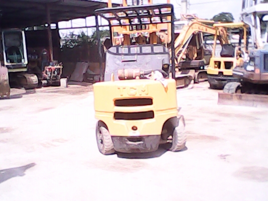 ขายรถโฟรคลิฟท์  2.5 ตัน เสาสูง 3 เมตร