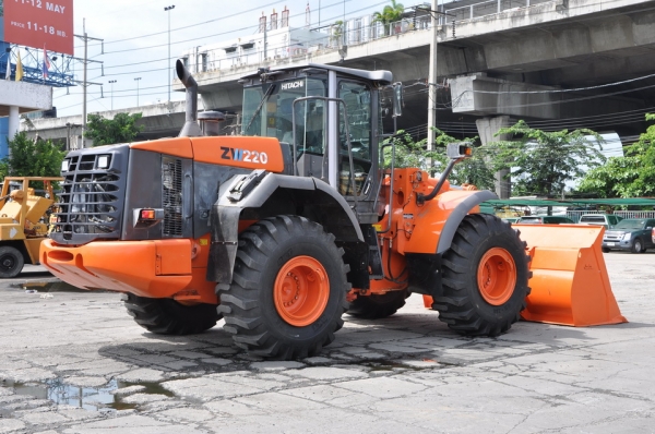 HITACHI ZW 220 SN 00348 HITACHI ZW 220 SN 00348