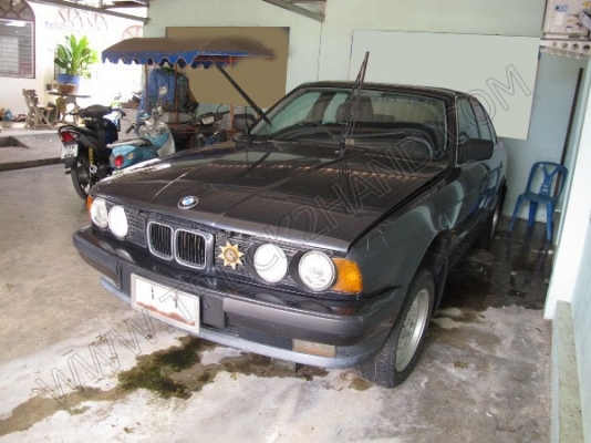 รถเก๋ง ยี่ห้อ BMW รุ่น 525/24V