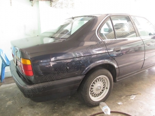 รถเก๋ง ยี่ห้อ BMW รุ่น 525/24V