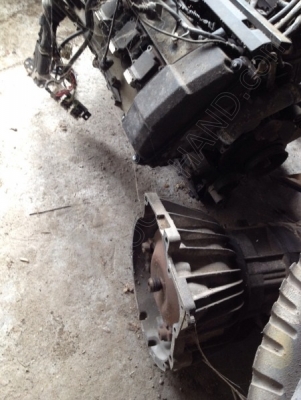 รถเก๋ง ยี่ห้อ BMW รุ่น 525/24V