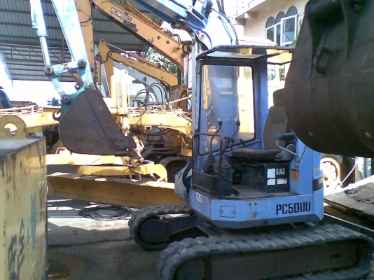 ต้องการขายรถแบคโฮยี่ห้อ komatsu-pc50uu-1 รถนำเข้าจากญี่ปุ่น