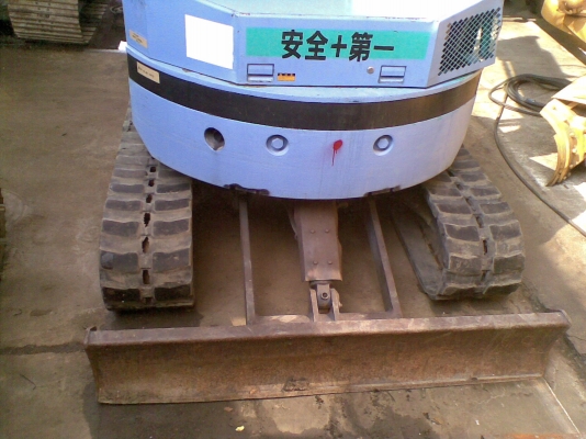 ต้องการขายรถแบคโฮยี่ห้อ komatsu-pc50uu-1 รถนำเข้าจากญี่ปุ่น