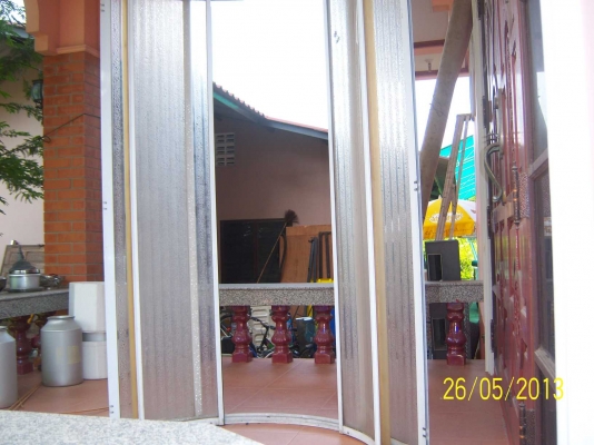 ประตูม่านกั้นนํ้า ประตูม่านกั้นนํ้า