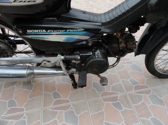 ขาย  honda  ดรีม เครื่องดี ขาย 8300 บาท