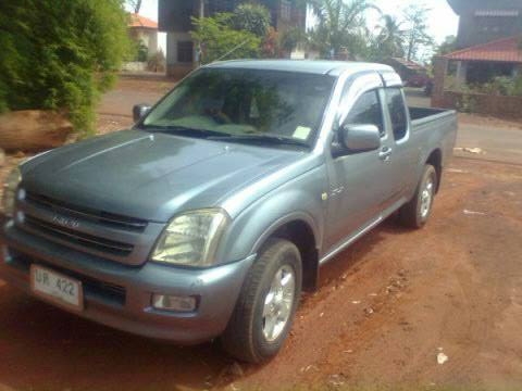 ***ขายแล้วครับขอบคุณ Truck2hand ขาย ขาย กระบะแค็ป ISUZU SPACECAB 2.5 SLX TURBO D-MAX ปี46/03 ตัวTOPเครื่องเดิม 2.5 โบ แห้งดีแรงดีไม่มีเยิ้ม ช่วงล่างแน่น คัสซีสวยไม่มีผุ  สีสวย ตัวท็อป ภายในสวยคอนโซลครบ แอร์ พ.พาวเวอร์ กระจกไฟฟ้า ยางดี4เส้น พื้นปูกระบะ พร้