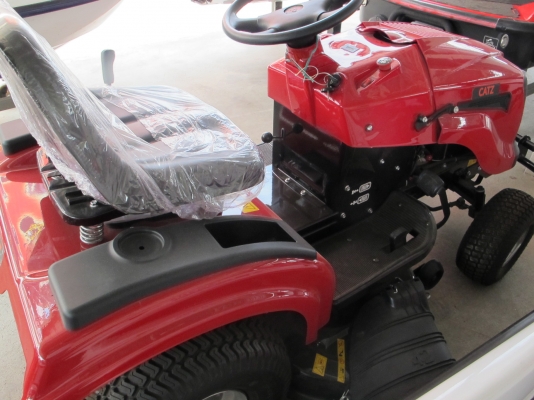 ขอแหวกแนวหน่อยคับ ขายรถตัดหญ้า CATZ 500 cc 17.5 แรง 4จังหวะ รถนำเข้า