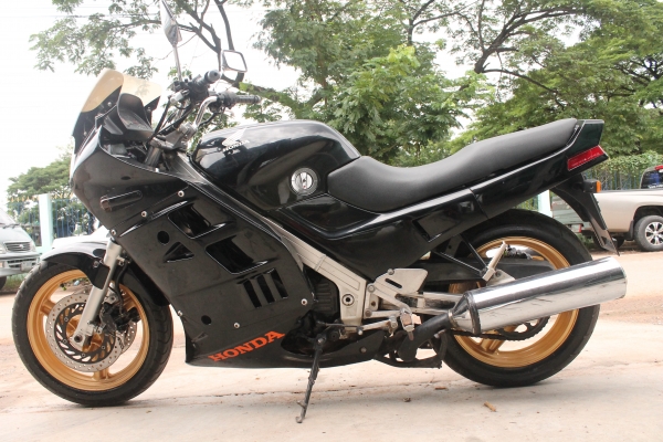 VFR750  ราคา40000