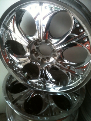 ขายล้อ2ชุดครับ