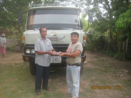 ขายด่วนรถดั้ม  HINO  รุ่น  KL 300  6 สูบ   130 แรงม้า