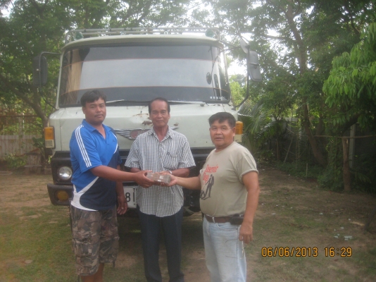 ขายด่วนรถดั้ม  HINO  รุ่น  KL 300  6 สูบ   130 แรงม้า