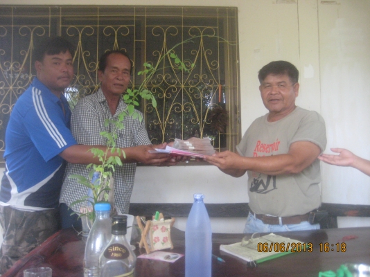 ขายด่วนรถดั้ม  HINO  รุ่น  KL 300  6 สูบ   130 แรงม้า