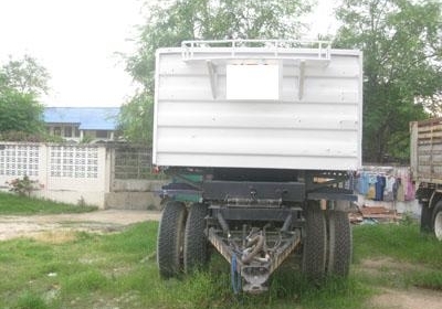 ขายหางพ่วงดั้มพ์ 2 เพลา สามมิตร สภาพพร้อมใช้ โทร 088-4501277