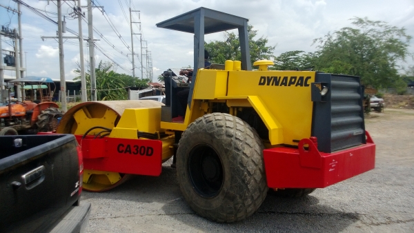 รถบด DYNAPAC CA30D คุณภาพเยี่ยม เก่านอก ทำสีใหม่แล้ว