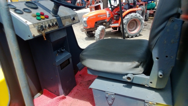 รถบด DYNAPAC CA30D คุณภาพเยี่ยม เก่านอก ทำสีใหม่แล้ว