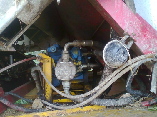 ขาย..รถเกี่ยวข้าวเกษตรพัฒนา ไวไฟจอมพลัง รถปี 53 รถสวย สภาพใหม่เอี่ยม พร้อมใช้งาน มีทะเบียนครบ.