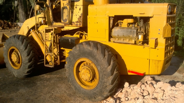 ขายรถตัก KOMATSU รุ่น JH 65 V8 รถนอกแท้ มีใบนำเข้าสภาพพร้อมใช้งาน เช็คเครื่องใหม่หมด เกียร์ดี เครื่องแน่น ปั๊มเร็ว ติดต่อ ทวีเดช 081-970-1769