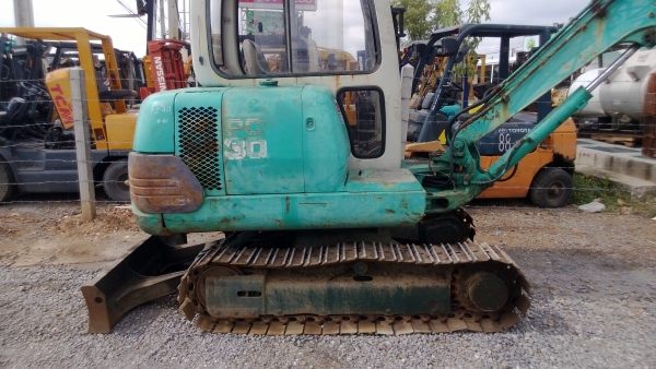 ลด 30,000 บาทไปเลย KOMATSU PC30-7  หัวเก๋ง เก่านอก เอวแน่น ปั็มแรง สภาพพร้อมใช้ สุดๆเอาไปแบ่งกันใช้ได้เลยครับ   น้องร็อค จัดหั้ย สนใจโทร สอบถามได้ 081-8535656