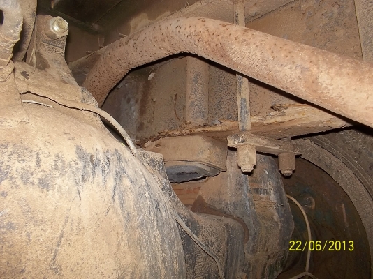 ขาย10ล้อฮีโน่  KT  725  สองเพลา มีสโลว์กลาง  เบรคทริฟฟี่  พวงมาลัยเพาเวอร์