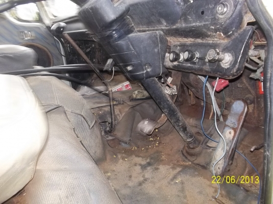 ขาย10ล้อฮีโน่  KT  725  สองเพลา มีสโลว์กลาง  เบรคทริฟฟี่  พวงมาลัยเพาเวอร์