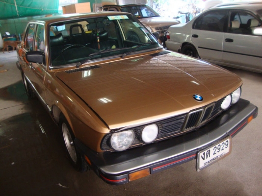 ขายBMW e28 สภาพดี เดิม สวย เครื่องแน่น วิ่งดี ซ่อมจนจบแล้ว ไม่มีปัญหา แอร์เย็นฉ่ำ