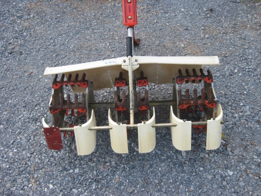 เครื่องพรวนหญ้าในร่องนาดำ