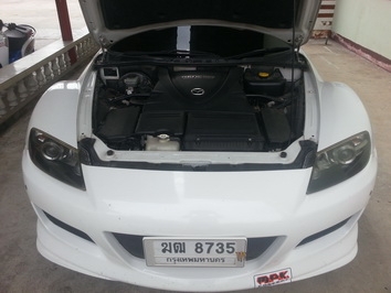 ขาย rx8  สีขาว at 4 speed ตัวรถปี 2004 จดปี2011 วิ่ง 72xxx