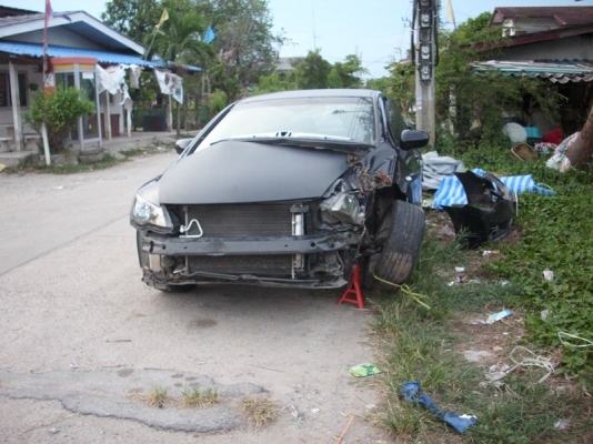 ปิดการขาย พี่ที่ปทุมธานี รับไปแล้ว ขอบคุณทางhttp://www.truck2hand.com/