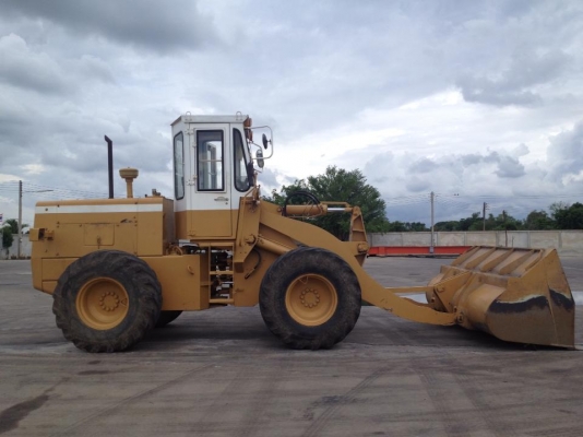 รถตักล้อยาง Komatsu 515