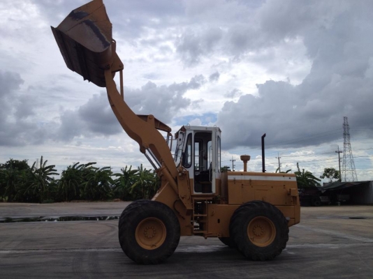 รถตักล้อยาง Komatsu 515