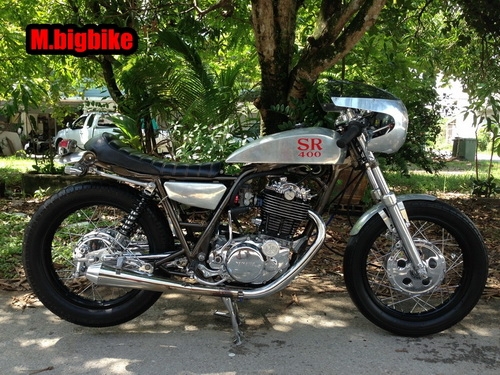ขาย Yamaha Sr 400cc แต่งคาเฟ่เต็มสูตร ระดับ5ดาว สวยกริ๊ฟๆทั้งคัน 72,000 -
